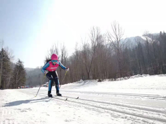 圖為運動員在比賽中