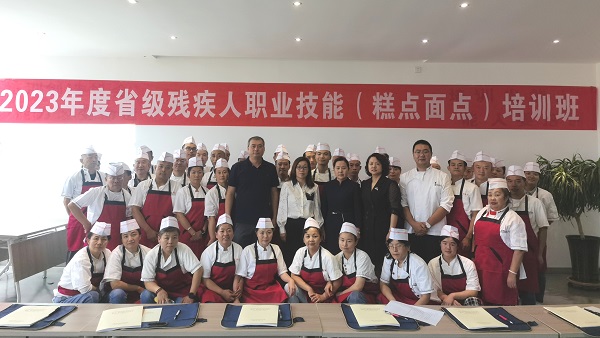 圖為開班儀式現(xiàn)場.jpg 圖為開班儀式現(xiàn)場.jpg